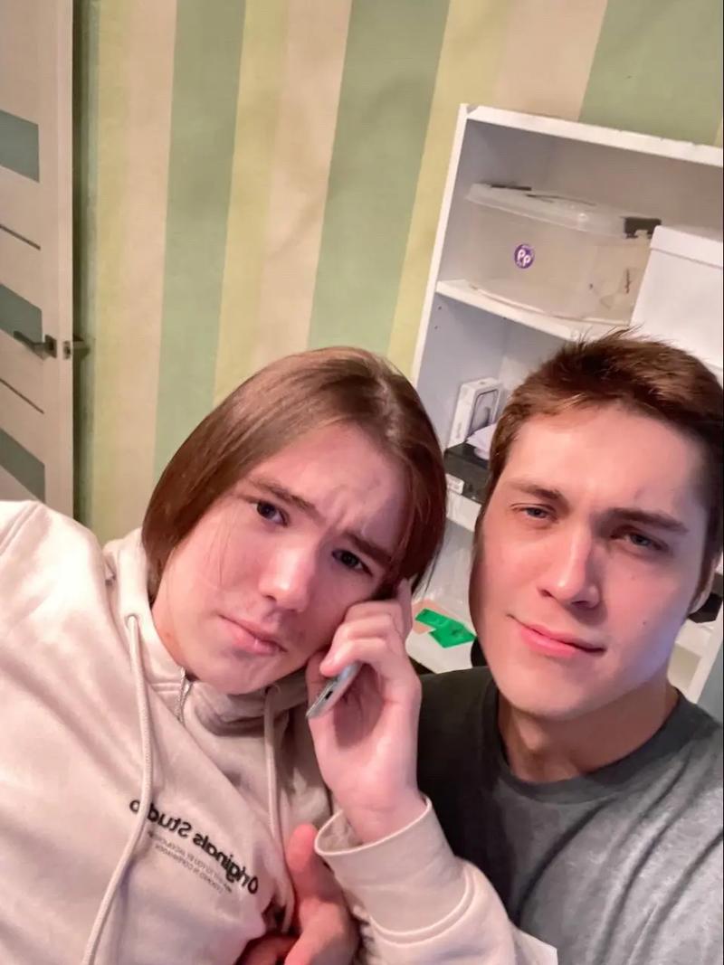 JD Gaming vs TES赛前预热：战鼓重擂，哪一方能拿下这场收官之战？